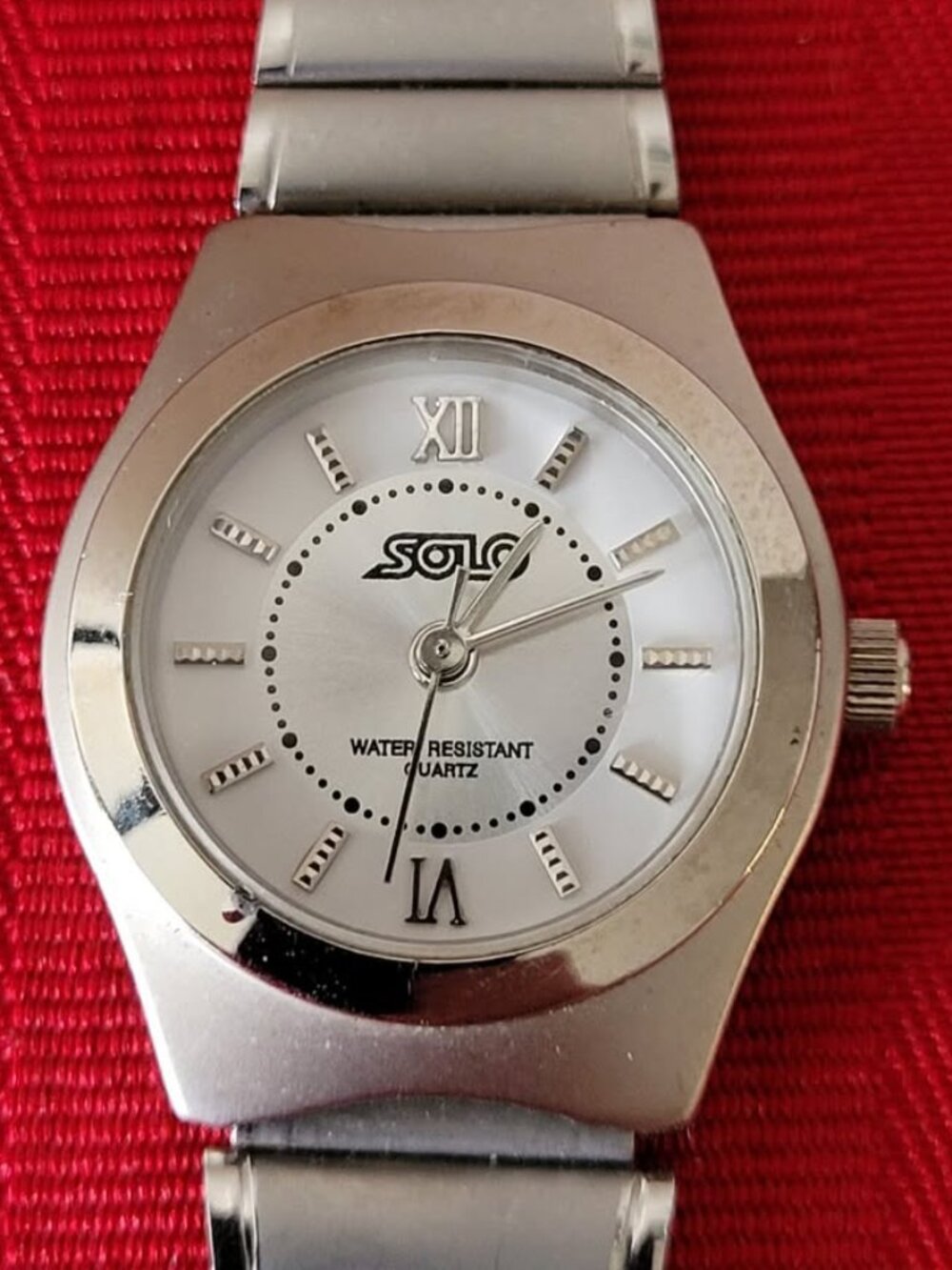VINTAGE 1980'S, SOLO, STAINLESS STEEL WRIST WATCH!!!